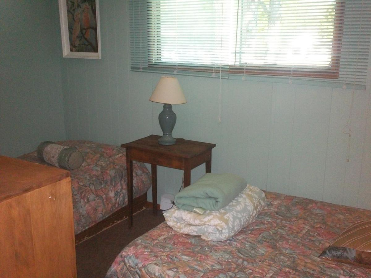 Chalkley'S Sandy Bay Cottage Resort Nipissing Beach Pokoj fotografie