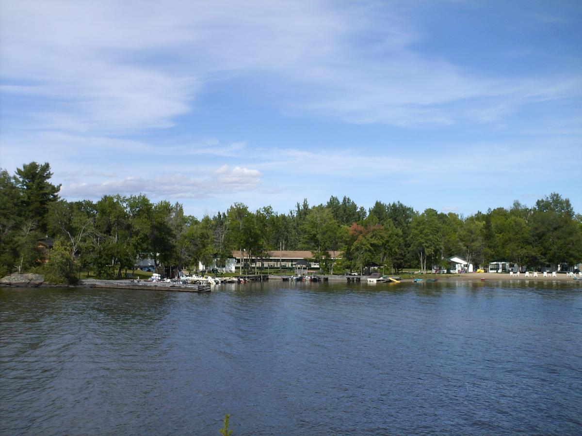 Chalkley'S Sandy Bay Cottage Resort Nipissing Beach Exteriér fotografie